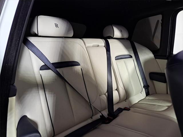 Photo of 2020 Arctic White Rolls-Royce Cullinan