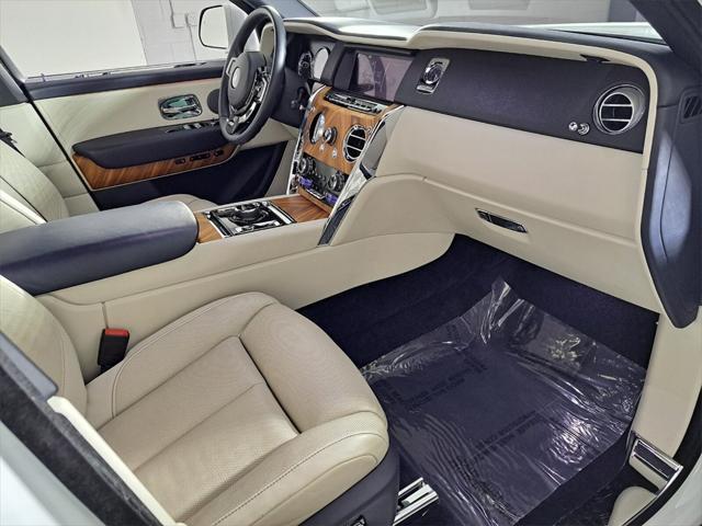Photo of 2020 Arctic White Rolls-Royce Cullinan