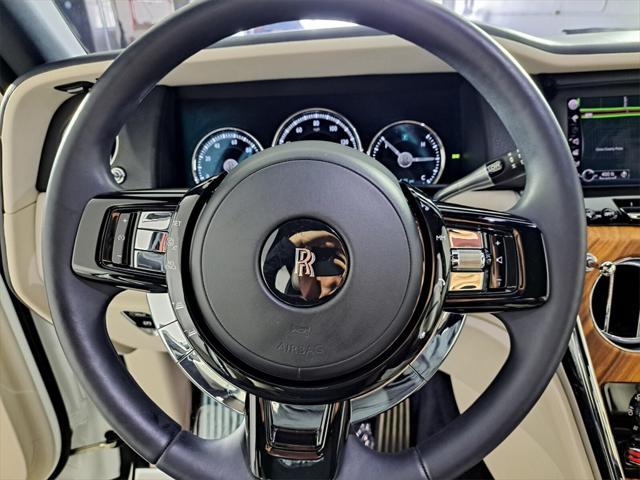 Photo of 2020 Arctic White Rolls-Royce Cullinan