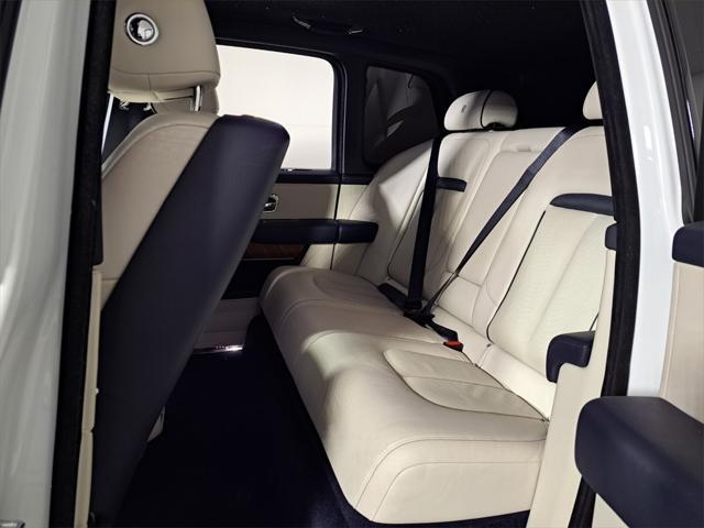 Photo of 2020 Arctic White Rolls-Royce Cullinan