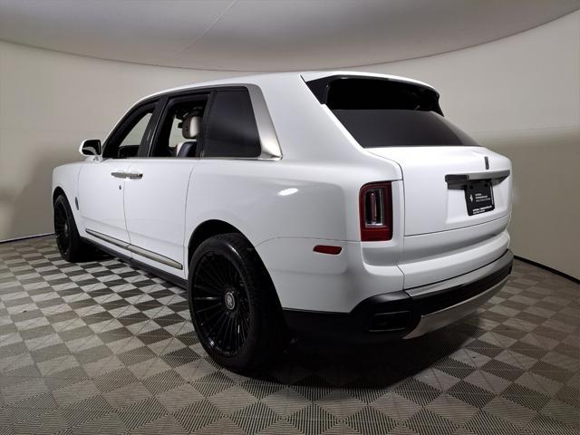 Photo of 2020 Arctic White Rolls-Royce Cullinan