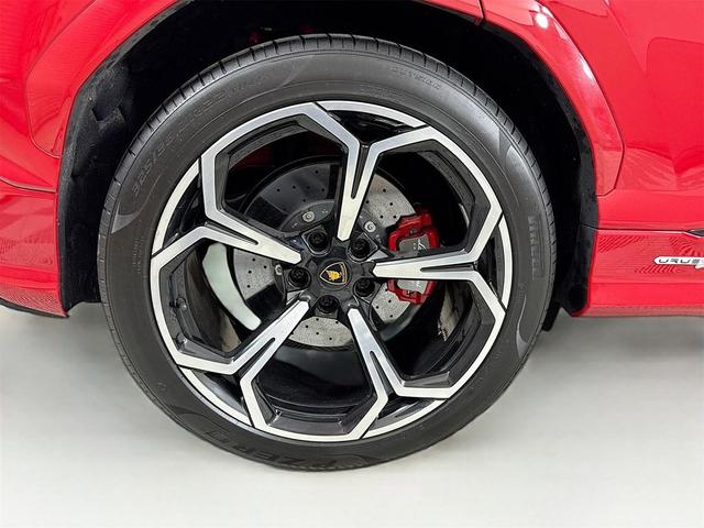Photo of 2023 Rosso Anteros Metallic Lamborghini Urus