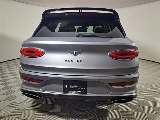 Photo of 2022 Hallmark Bentley Bentayga