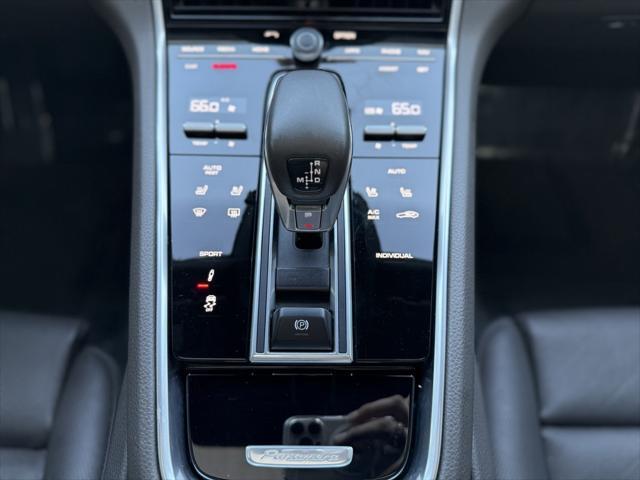 Photo of 2020 Night Blue Metallic Porsche Panamera
