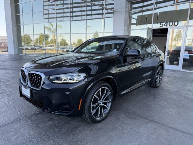 2022 BMW X4