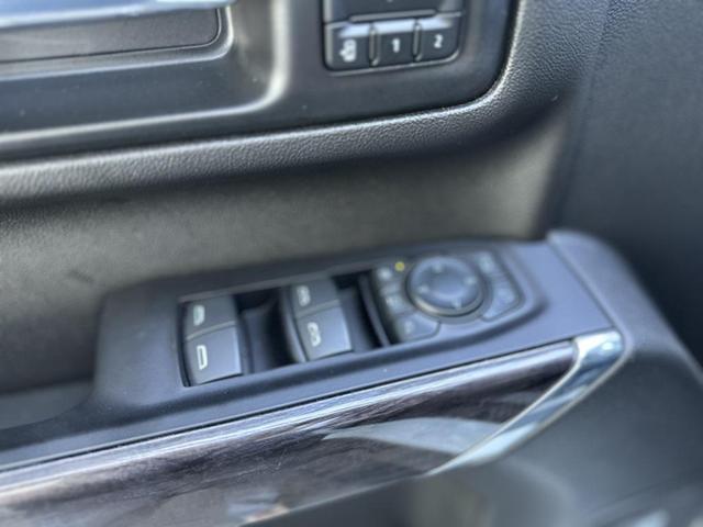 Photo of 2022 Summit White Chevrolet Silverado 2500