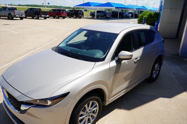 Photo of 2024 Platinum Quartz Metallic Mazda CX-5