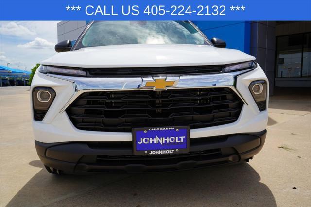 Photo of 2026 Summit White Chevrolet Trailblazer