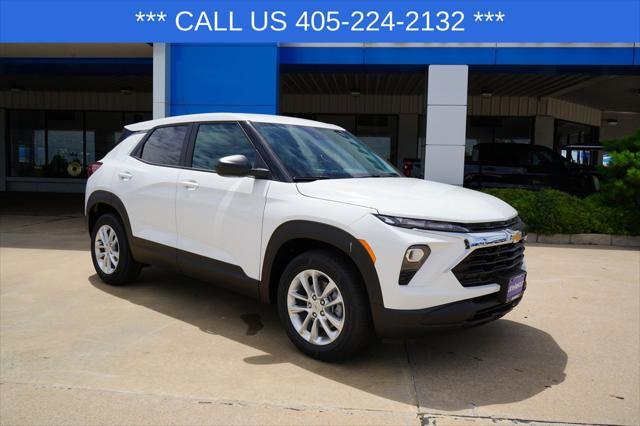 Photo of 2026 Summit White Chevrolet Trailblazer