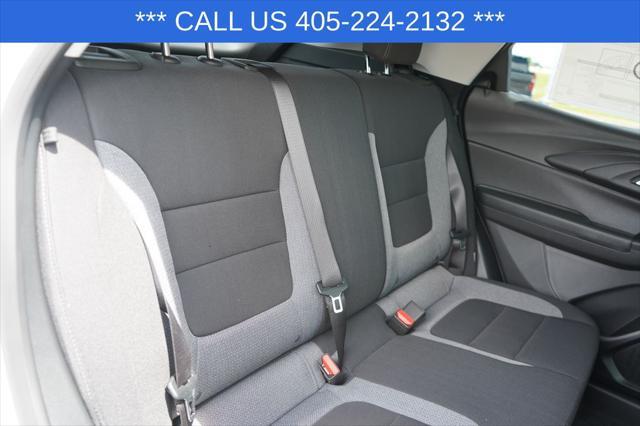 Photo of 2026 Summit White Chevrolet Trailblazer