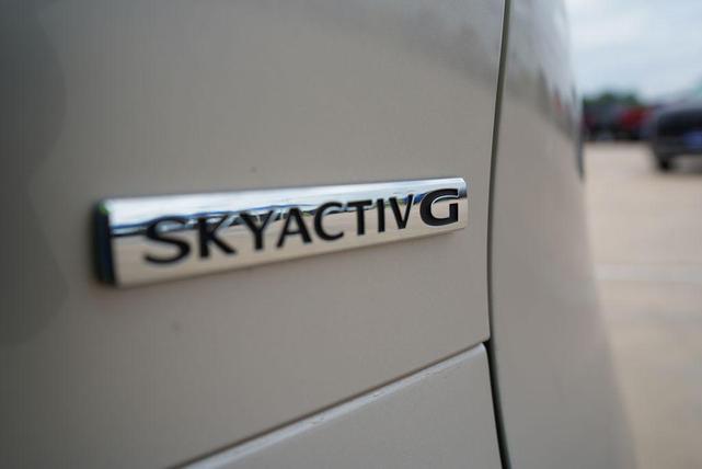 Photo of 2024 Platinum Quartz Metallic Mazda CX-30