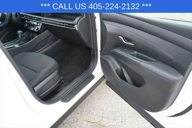Photo of 2025 Serenity White Pearl Hyundai TUCSON