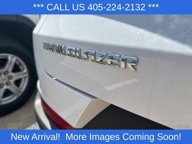 Photo of 2026 Summit White Chevrolet Trailblazer