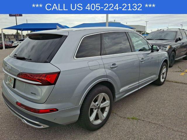 Photo of 2024 White Audi Q7