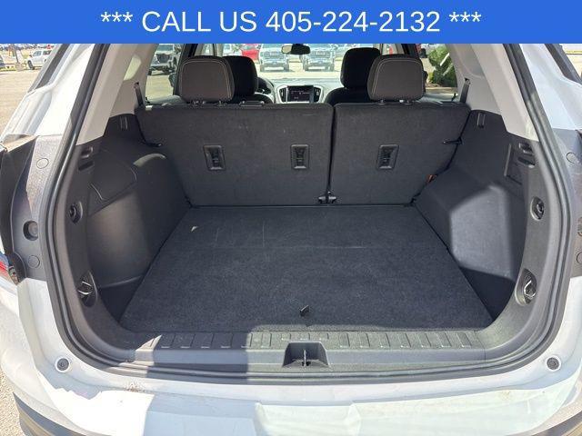 Photo of 2024 Summit White GMC Terrain