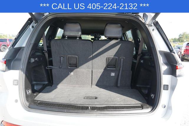 Photo of 2024 Silver Zynith Jeep Grand Cherokee L