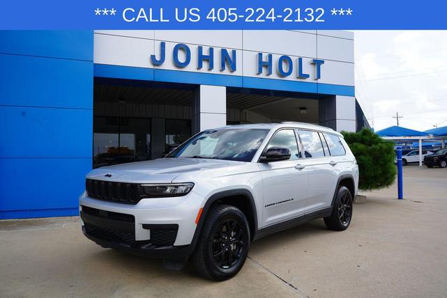 Photo of 2024 Silver Zynith Jeep Grand Cherokee L