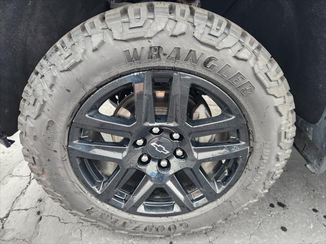 Photo of 2022 Glacier Blue Metallic Chevrolet Silverado 1500