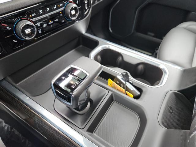Photo of 2022 Glacier Blue Metallic Chevrolet Silverado 1500