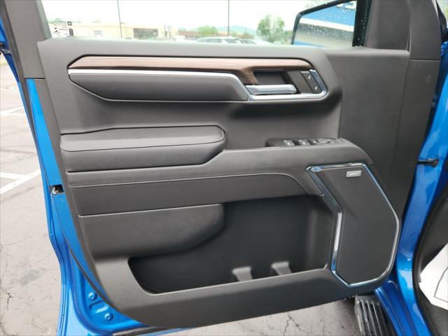 Photo of 2022 Glacier Blue Metallic Chevrolet Silverado 1500