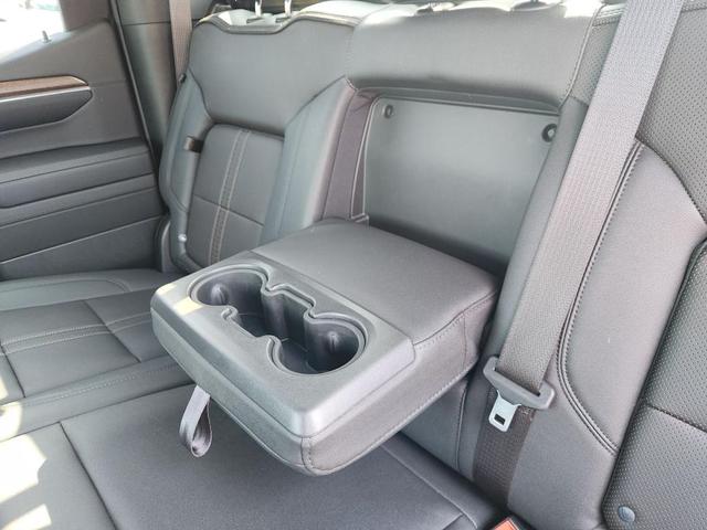 Photo of 2022 Black Chevrolet Silverado 1500