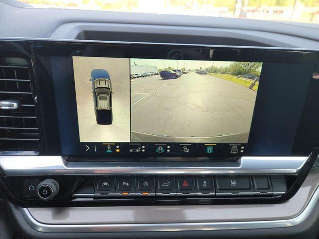 Photo of 2022 Black Chevrolet Silverado 1500