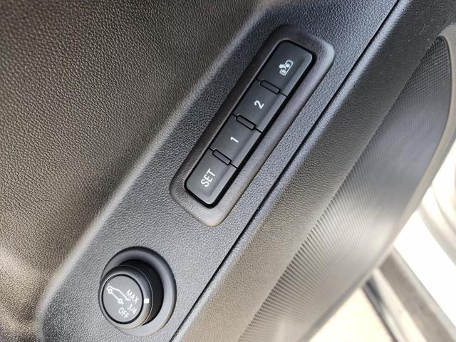 Photo of 2022 Silver Ice Metallic Chevrolet Equinox