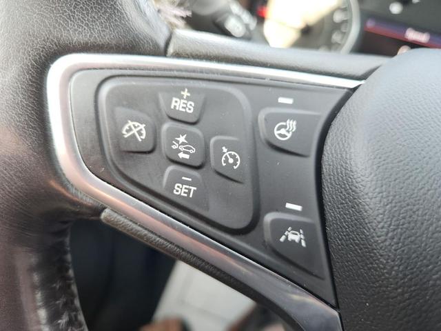Photo of 2022 Silver Ice Metallic Chevrolet Equinox
