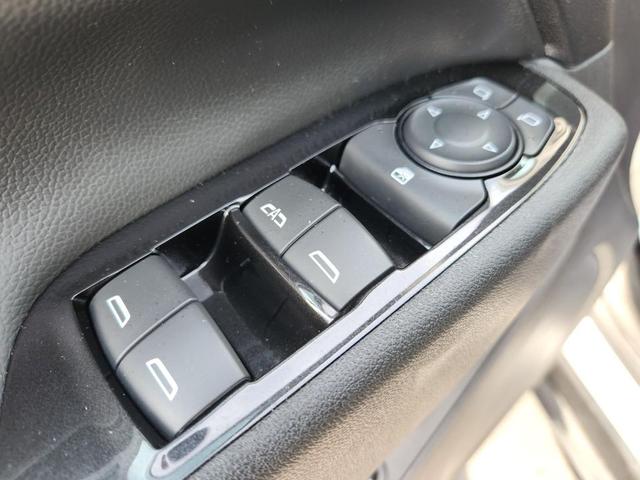 Photo of 2022 Silver Ice Metallic Chevrolet Equinox
