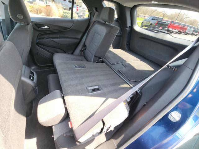 Photo of 2022 Blue Glow Metallic Chevrolet Equinox