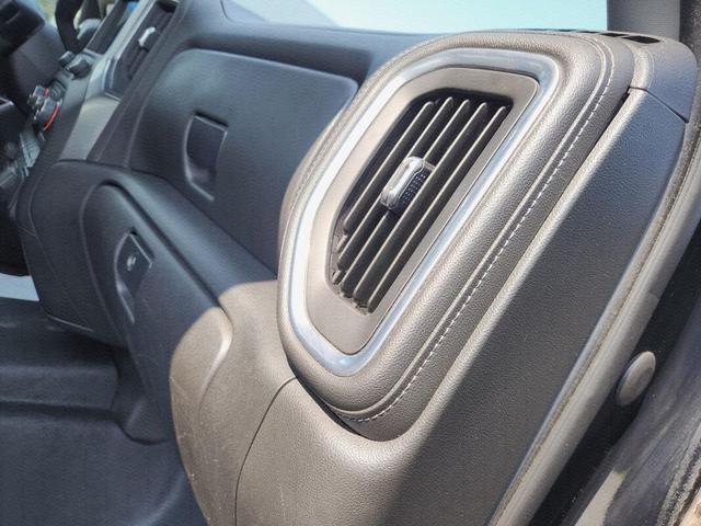 Photo of 2021 Black Chevrolet Silverado 1500