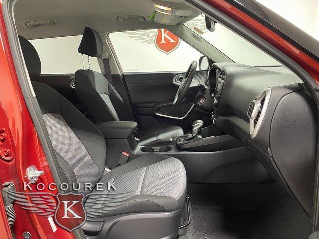 Photo of 2023 Mars Orange Kia Soul