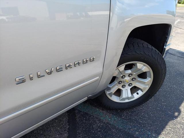 Photo of 2015 Silver Ice Metallic Chevrolet Silverado 1500