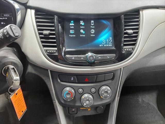Photo of 2017 Mosaic Black Metallic Chevrolet Trax