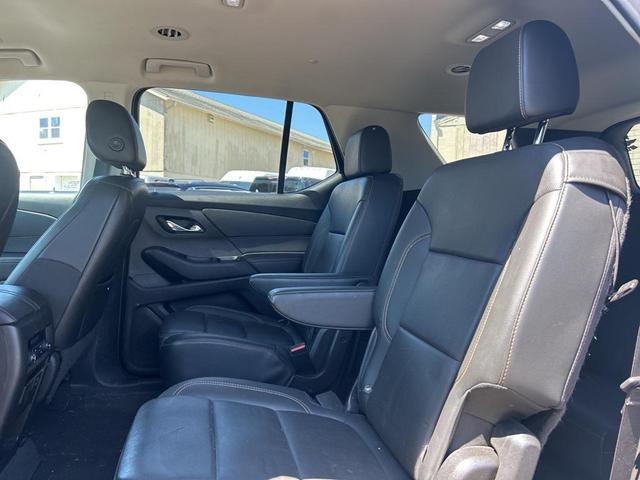 Photo of 2019 Silver Ice Metallic Chevrolet Traverse