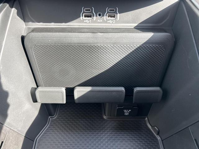Photo of 2025 Bright White Clearcoat RAM 1500