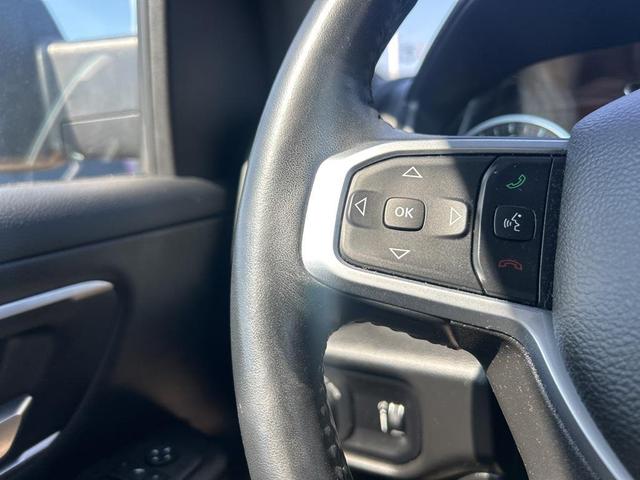 Photo of 2022 Granite Crystal Metallic Clearcoat RAM 1500