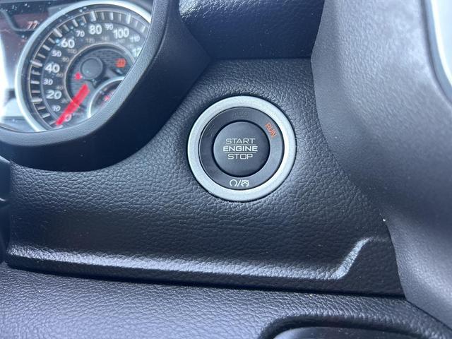 Photo of 2022 Granite Crystal Metallic Clearcoat RAM 1500