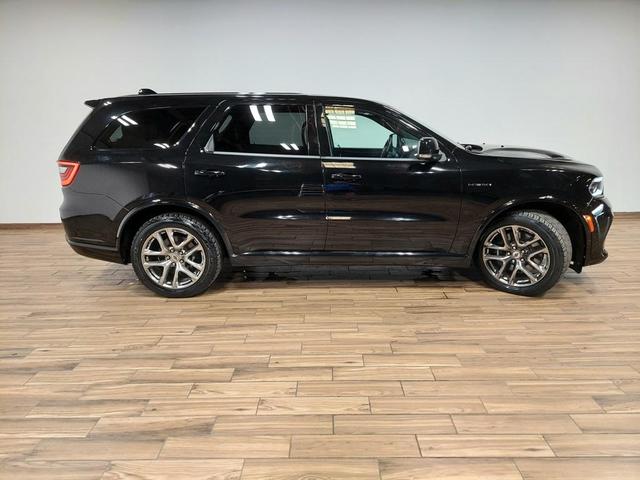Photo of 2021 DB Black Crystal Clearcoat Dodge Durango