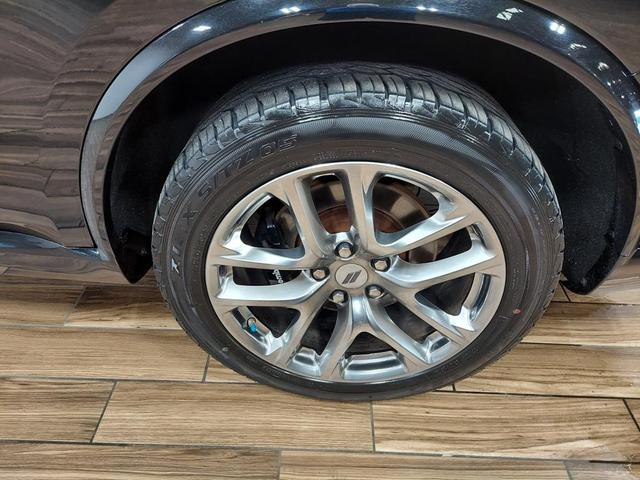 Photo of 2021 DB Black Crystal Clearcoat Dodge Durango