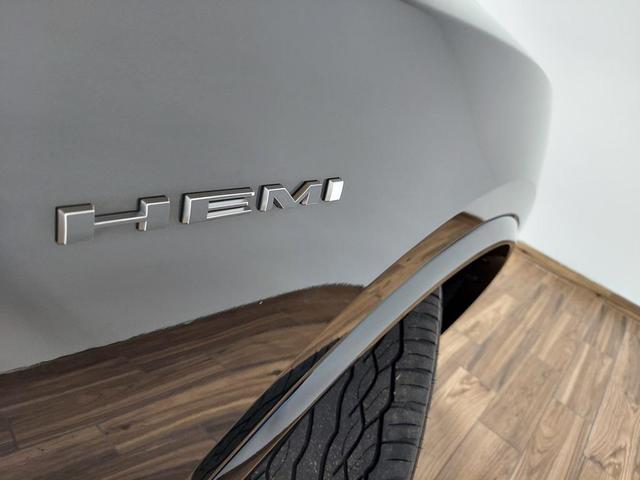 Photo of 2021 DB Black Crystal Clearcoat Dodge Durango