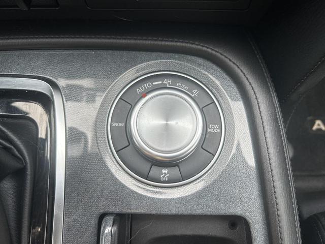 Photo of 2022 Super Black Nissan Armada
