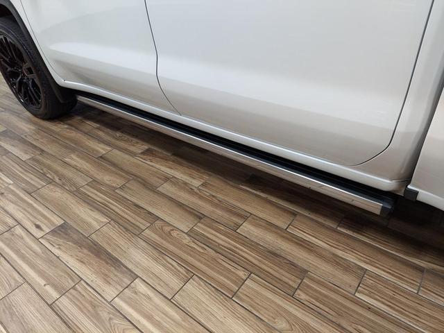 Photo of 2022 White Frost Tricoat GMC Sierra 1500