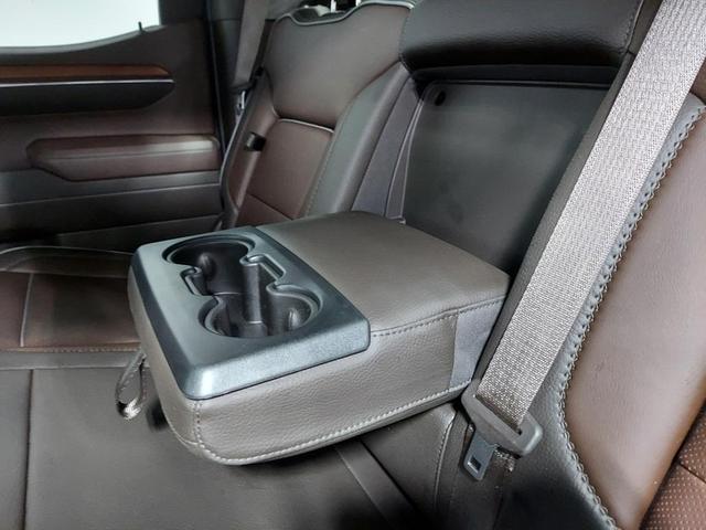 Photo of 2022 White Frost Tricoat GMC Sierra 1500