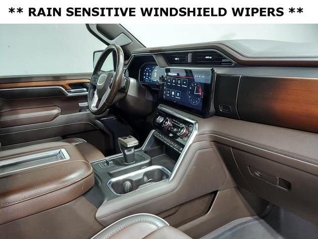 Photo of 2022 White Frost Tricoat GMC Sierra 1500