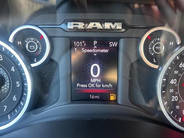 Photo of 2026 Diamond Black Crystal Pearlcoat RAM 1500