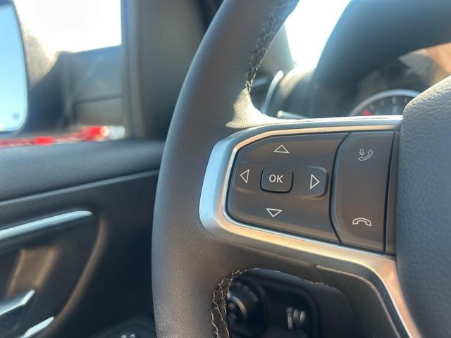 Photo of 2026 Diamond Black Crystal Pearlcoat RAM 1500