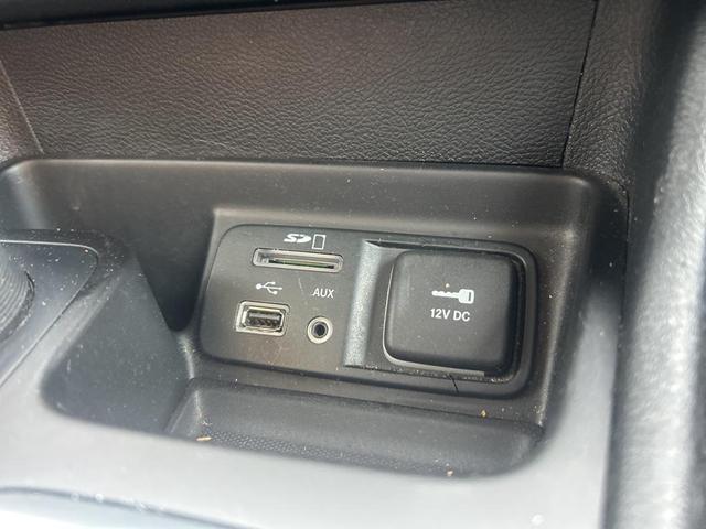Photo of 2018 Olive Green Pearlcoat Jeep Cherokee