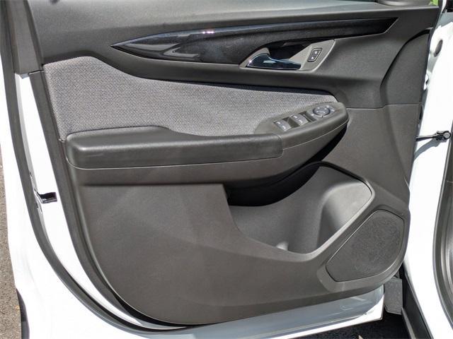 Photo of 2026 Summit White Chevrolet Trailblazer