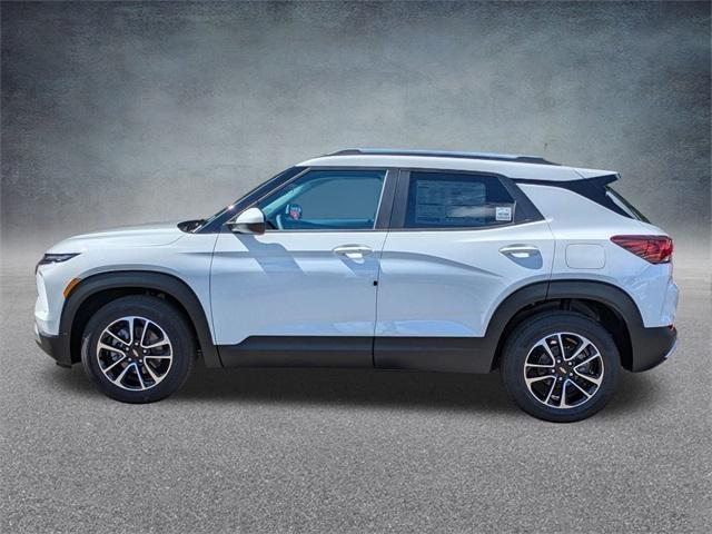 Photo of 2026 Summit White Chevrolet Trailblazer